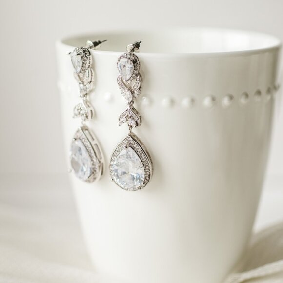 WEDDING EARRINGS SILVER LONG DROP CUBIC ZIRCONIA - Picture 5 of 7